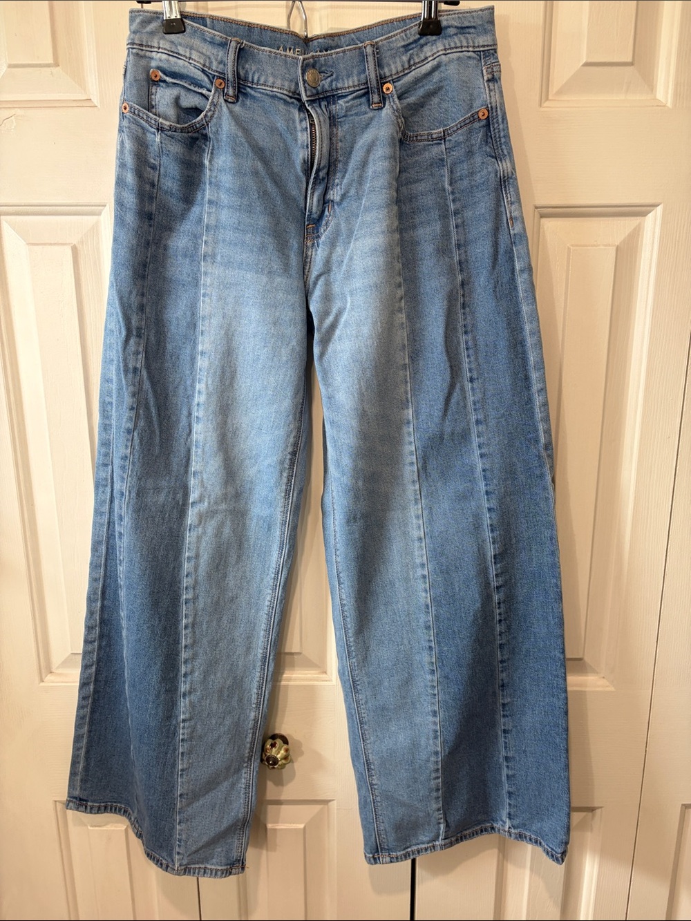 American Eagle Outfitters Light Blue Wide-Leg Jeans